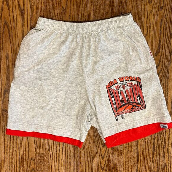 Vintage NBA 1993 Champions Chicago Bulls Men's Basketball Shorts Large RARE Auth - Picture 1 of 5